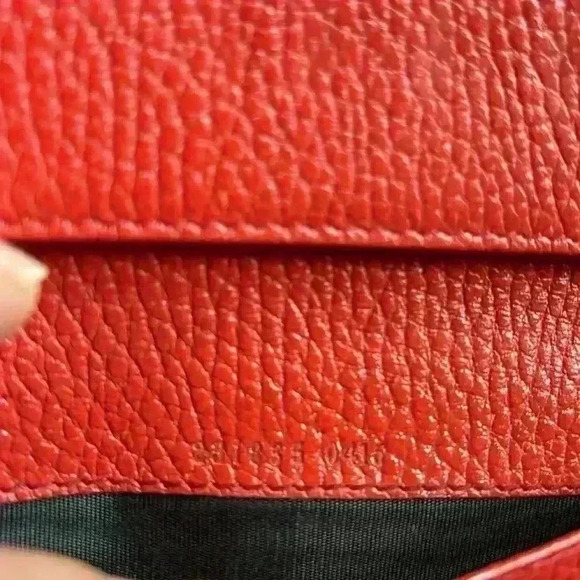Gucci Eclipse Leather Continental Wallet with chain - Picture 7 of 14